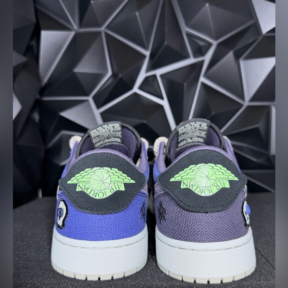 Jordan Retro 1 - Picture 3 of 16